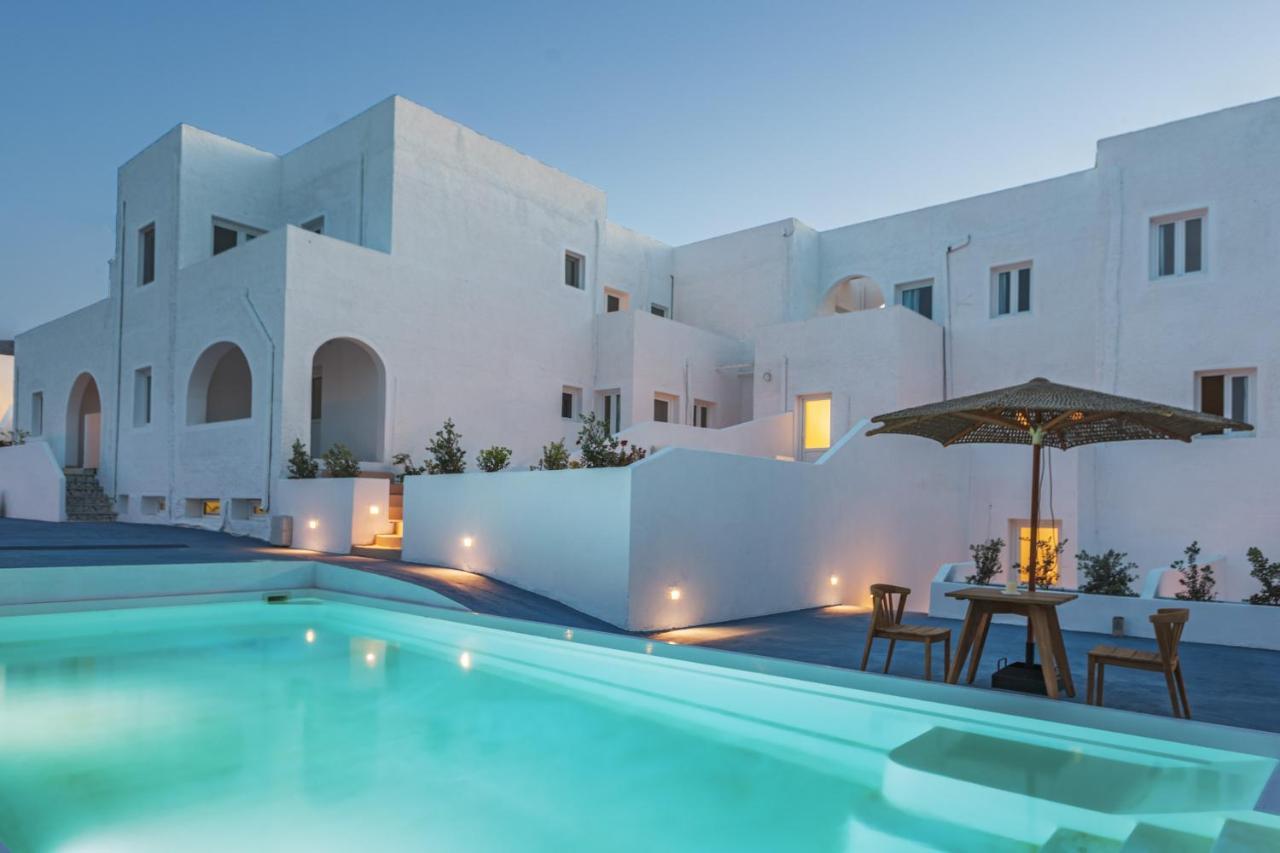 Voca Hotel & Suites Kamári Екстериор снимка